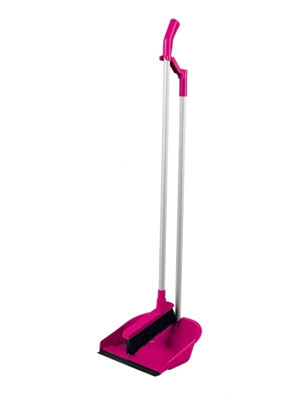 Компания «Здоровая уборка»: Щетка стойкая розовая и глубокий совок - набор для сухой уборки